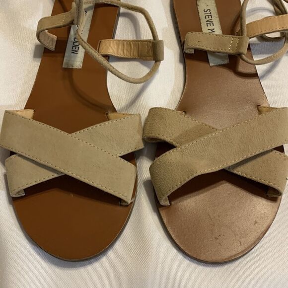 Steve Madden Dylan Size 8 leather strappy sandals cream. - Picture 6 of 9